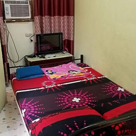 Belen Favila Transient Rooms Near Airport Terminal 3 Manila Exterior foto